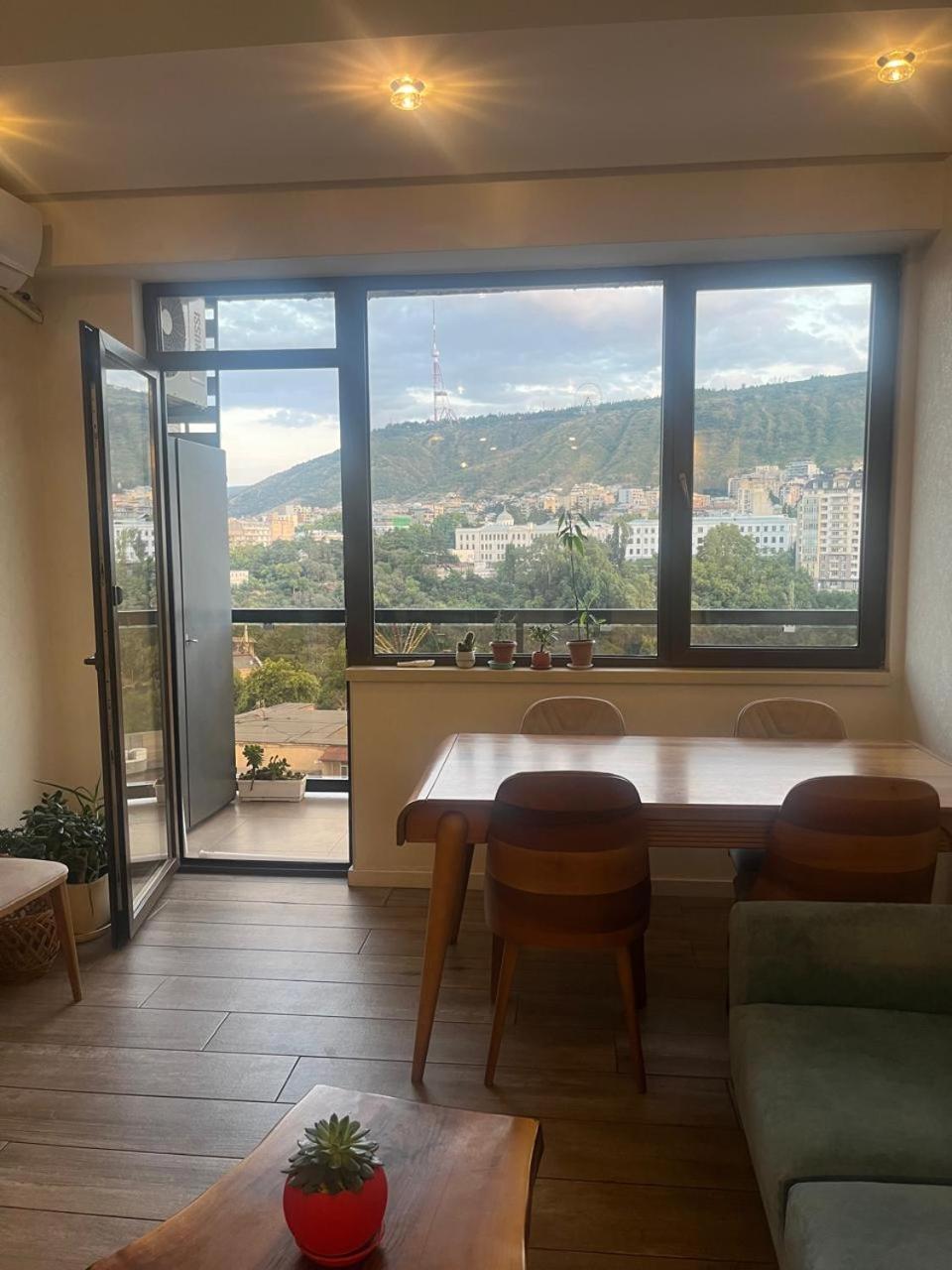 Apartmán Panorama Khiliani Tbilisi Exteriér fotografie